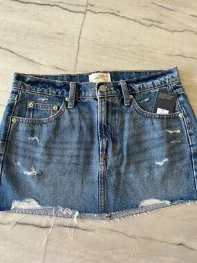 Universal Thread Target Micro Mini Denim Jean Skirt sz 6 NWT SOLD OUT